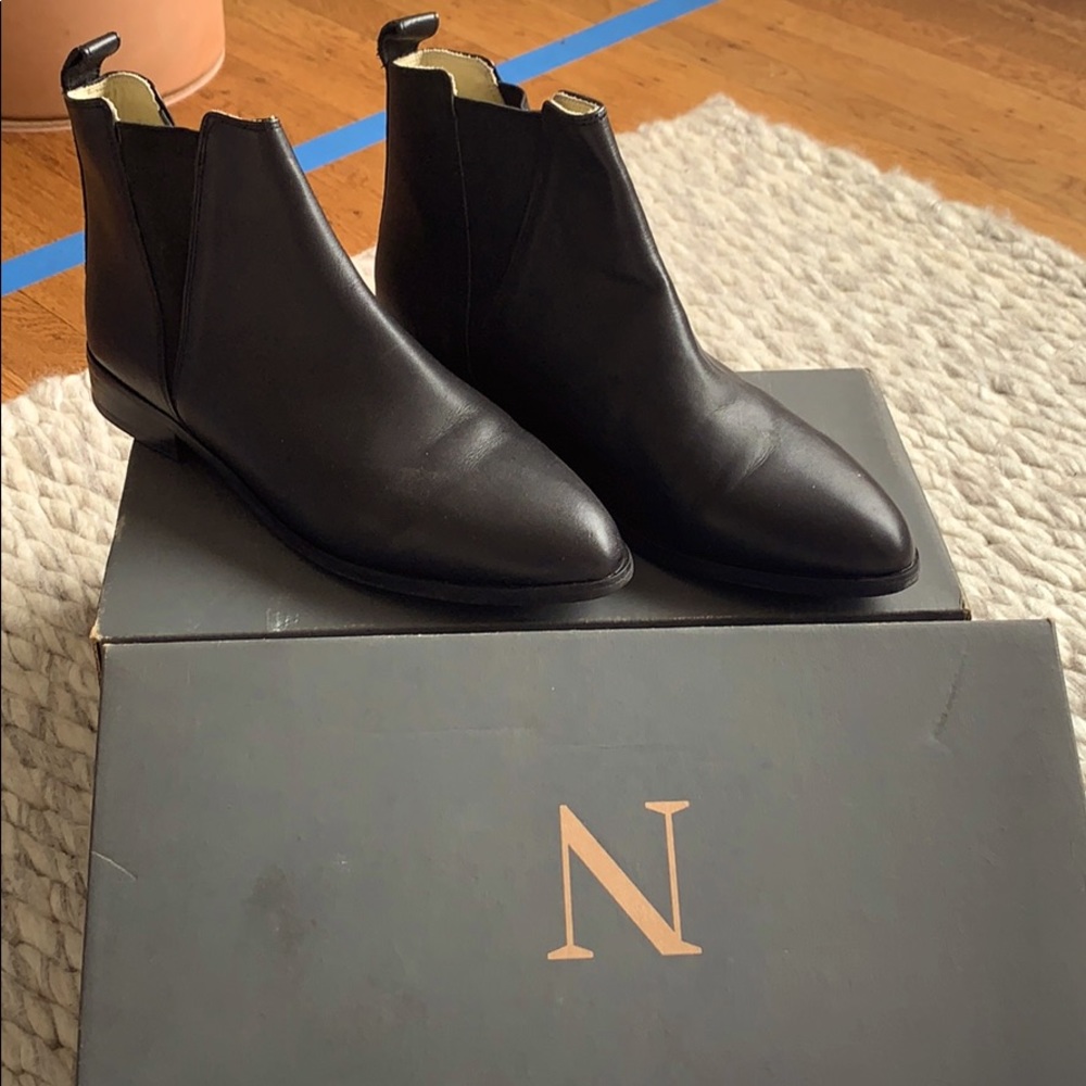 Nisolo Chelsea boots